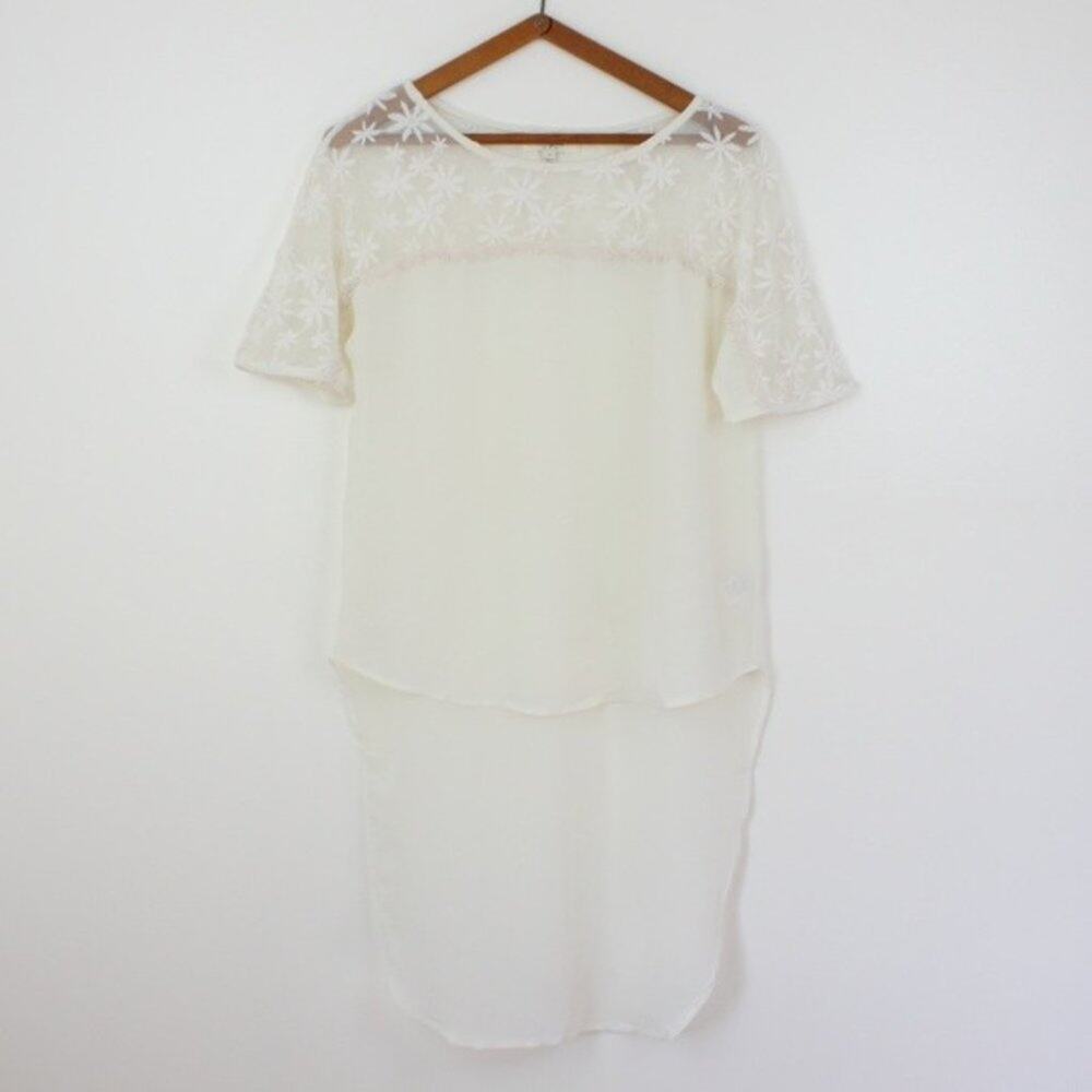 Umgee USA Top Women's Size Small Cream Sheer High-Low Daisy Boho Tunic